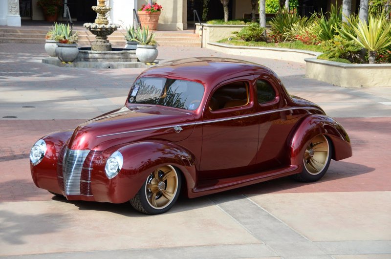 Custom Ford Coupe 1940, named ''Checkered Past''.jpeg